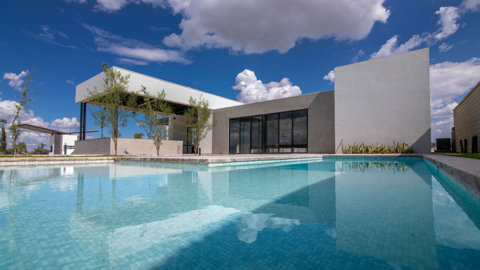 Amenidades Alberca Moranza Residencial